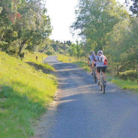 montée d'abord sur la route